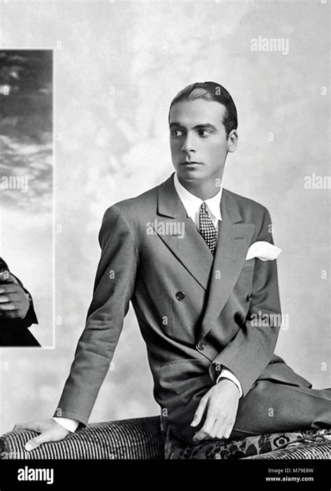 cristobal givenchy|Cristobal Balenciaga (1895–1972) .